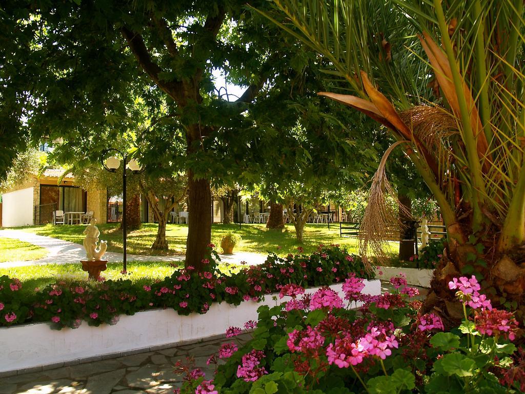 Курортный комплекс Village Mare Метаморфоси